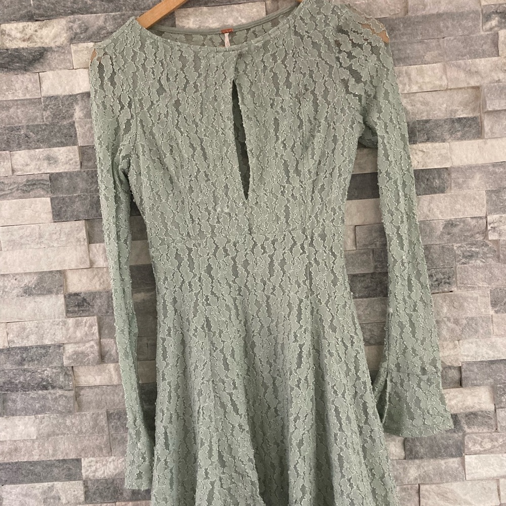 Free people lace dress sexy elegant light green. Spring outfit!